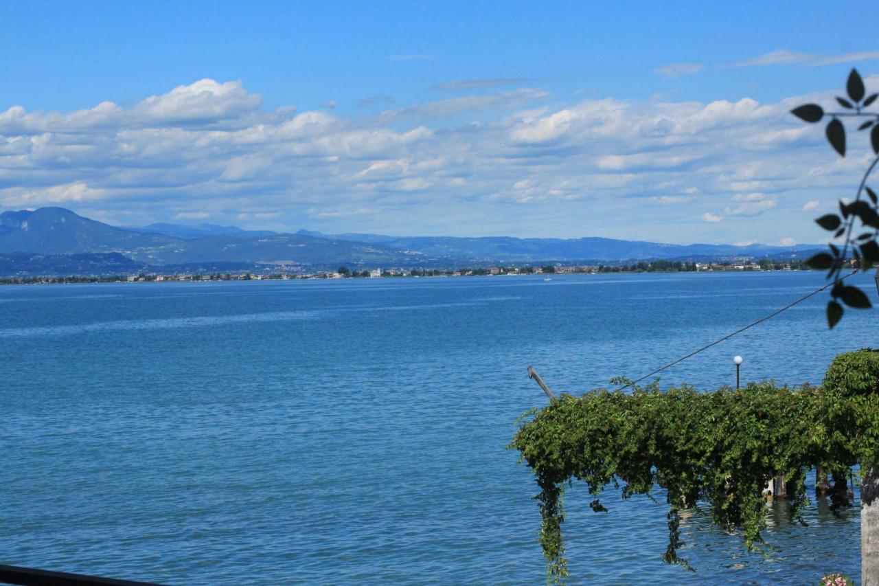 Da Enzo Hotel Desenzano del Garda Exterior photo